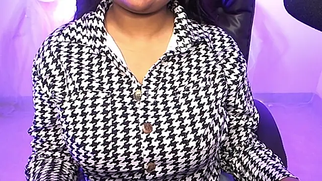 Snapshot of Kannu- chatting on March 3, 2025, 8:38 am Kannu- online show from March 3, 2025, 8:38 am