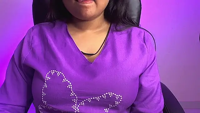 Snapshot of Kannu- chatting on October 7, 2025, 5:04 am Kannu- online show from October 7, 2025, 5:04 am