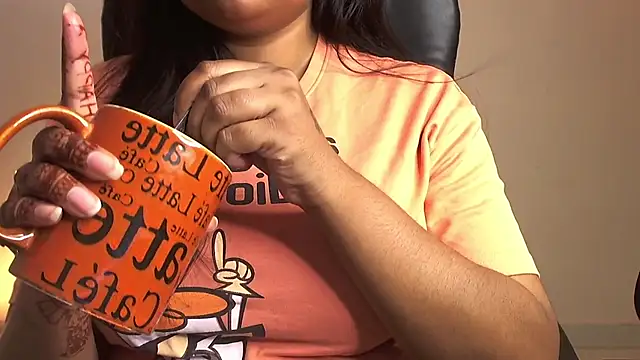 Snapshot of Kannu- chatting on October 11, 2025, 4:55 am Kannu- online show from October 11, 2025, 4:55 am