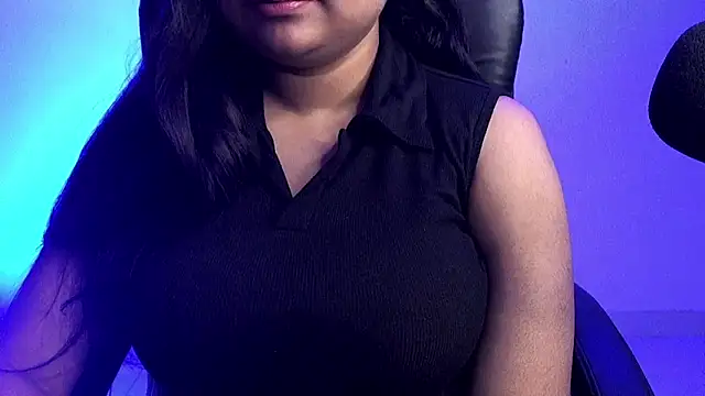 Snapshot of Kannu- chatting on November 7, 2025, 4:45 am Kannu- online show from November 7, 2025, 4:45 am