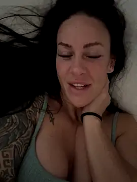 Snapshot of goddess-harper chatting on September 27, 2025, 9:14 am goddess-harper online show from September 27, 2025, 9:14 am