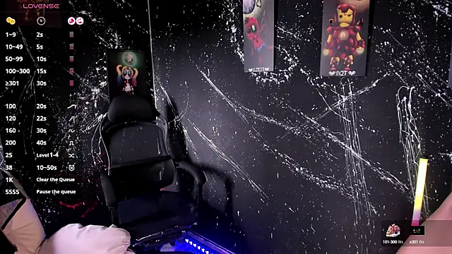 Snapshot of marcuscollins1_ chatting on March 13, 2025, 4:01 pm marcuscollins1 online show from March 13, 2025, 4:01 pm