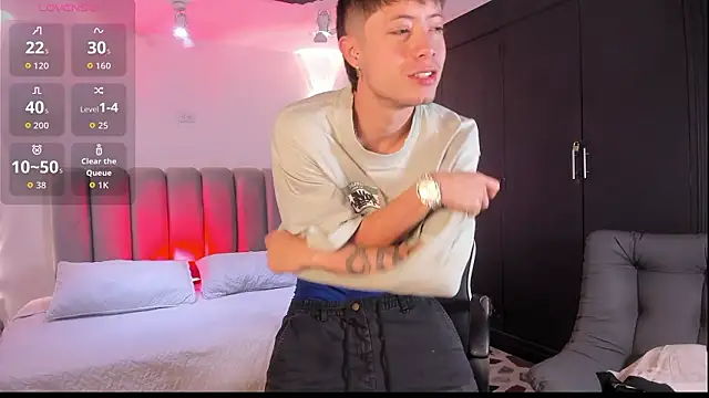 marcuscollins1  online show from January 19, 2026, 12:20 pm