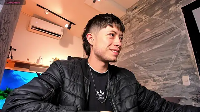 marcuscollins1  online show from February 18, 2026, 12:34 pm