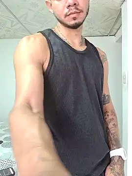 Snapshot of Niick01_ chatting on October 3, 2025, 6:27 pm Niick01 online show from October 3, 2025, 6:27 pm