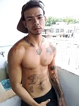 Niick01  online show from April 15, 2026, 8:20 pm