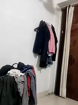 Hot funky boy online show from February 11, 2025, 7:38 pm