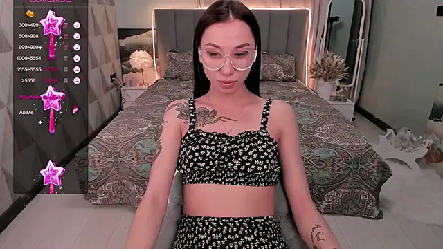 Queen Gabriel online show from February 5, 2025, 10:55 pm