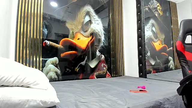 michell78sexy online show from January 17, 2026, 4:06 am