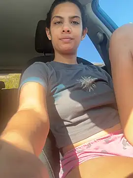 Liyah 19 online show from February 20, 2026, 3:34 pm