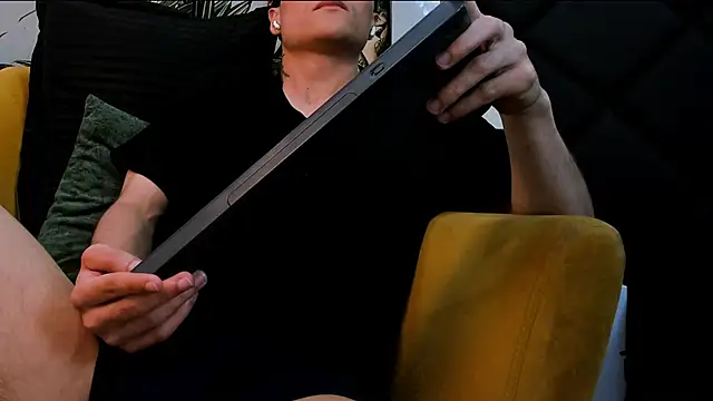 roan birkin online show from February 10, 2026, 8:57 pm