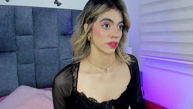 Snapshot of Violetta_Ficher chatting on March 13, 2026, 2:18 am Violetta Ficher online show from March 13, 2026, 2:18 am