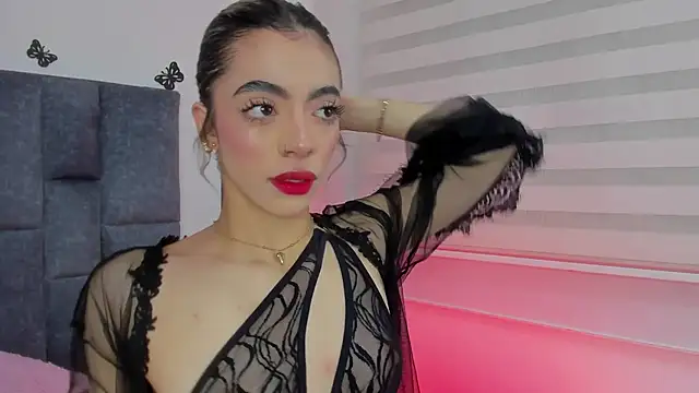 Snapshot of Violetta_Ficher chatting on March 16, 2026, 2:17 am Violetta Ficher online show from March 16, 2026, 2:17 am