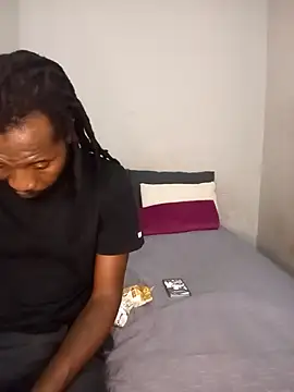 Snapshot of holidtic_justice chatting on February 8, 2026, 12:08 pm holidtic justice online show from February 8, 2026, 12:08 pm