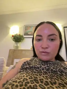 Snapshot of Orgasmille chatting on May 4, 2026, 8:27 pm Orgasmille online show from May 4, 2026, 8:27 pm