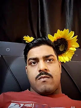 Snapshot of sethgamble000777 chatting on March 21, 2025, 7:46 pm sethgamble000777 online show from March 21, 2025, 7:46 pm