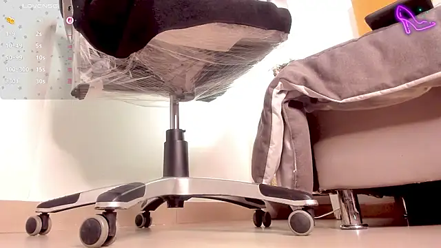 Snapshot of fer_angel_ chatting on October 8, 2025, 10:57 am fer angel online show from October 8, 2025, 10:57 am