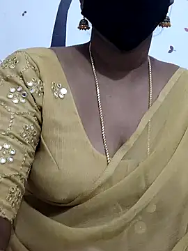 Snapshot of Tamil_Meera12 chatting on September 25, 2025, 6:28 am Tamil Meera12 online show from September 25, 2025, 6:28 am