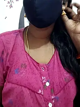 Snapshot of Tamil_Meera12 chatting on October 31, 2025, 4:24 am Tamil Meera12 online show from October 31, 2025, 4:24 am