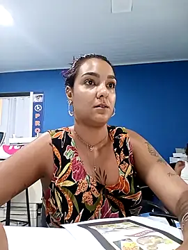 Pantaneirasexy online show from December 1, 2025, 10:26 pm