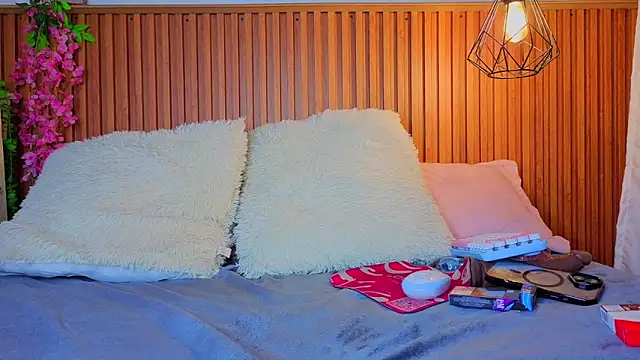 vicky bass online show from September 14, 2025, 10:42 pm