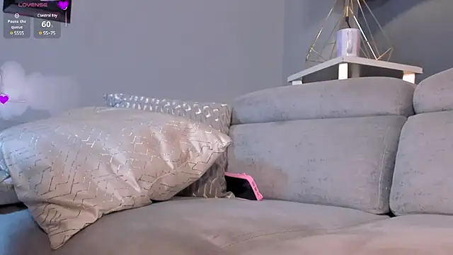 Snapshot of AmaiaHaywood chatting on March 5, 2025, 4:02 pm AmaiaHaywood online show from March 5, 2025, 4:02 pm