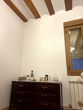 laarti online show from January 11, 2026, 4:56 pm