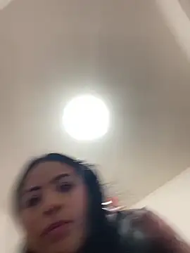 lamaravilla 08 online show from March 15, 2026, 7:20 pm