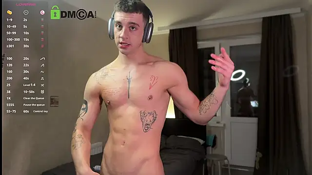 Snapshot of VincentSmith02 chatting on November 15, 2025, 10:37 pm VincentSmith02 online show from November 15, 2025, 10:37 pm