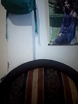 Snapshot of Ariell_Kieran chatting on October 13, 2025, 3:28 am Ariell Kieran online show from October 13, 2025, 3:28 am