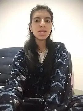 Snapshot of Ariell_Kieran chatting on July 6, 2026, 5:26 am Ariell Kieran online show from July 6, 2026, 5:26 am