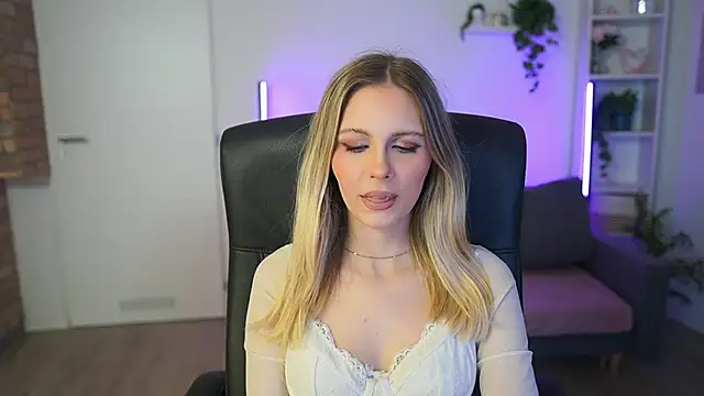 catecrago  online show from February 25, 2026, 8:57 am