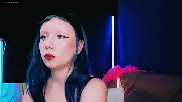 Snapshot of Bibi_Iva chatting on March 18, 2025, 11:09 pm Bibi Iva online show from March 18, 2025, 11:09 pm