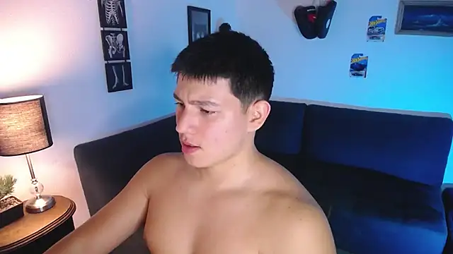 JamesCr  online show from March 22, 2026, 1:31 am