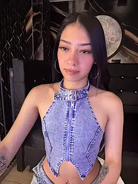 TayylorSexx online show from April 26, 2026, 4:10 am