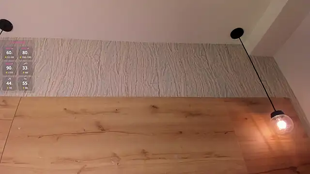 Snapshot of bella_lovers_ chatting on March 4, 2025, 12:33 pm bella lovers online show from March 4, 2025, 12:33 pm