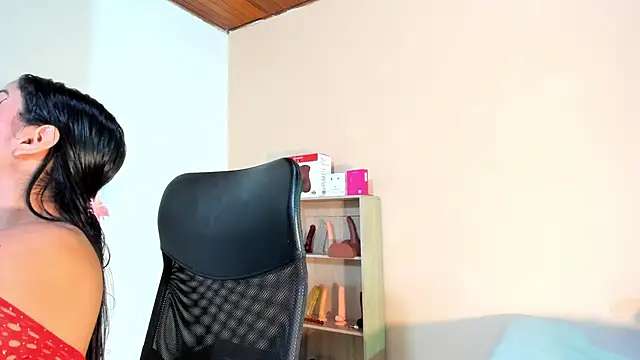 Violetta 0 online show from March 4, 2026, 12:33 pm