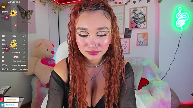 Snapshot of NamiDoll chatting on November 7, 2025, 3:28 am NamiDoll online show from November 7, 2025, 3:28 am