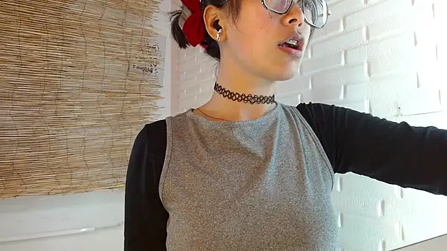 Luna 7 777 online show from April 23, 2026, 5:08 am