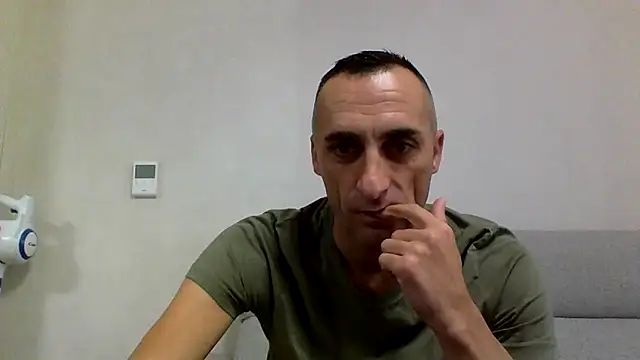 ANGELSANTAMARIA- online show from October 4, 2025, 4:16 pm