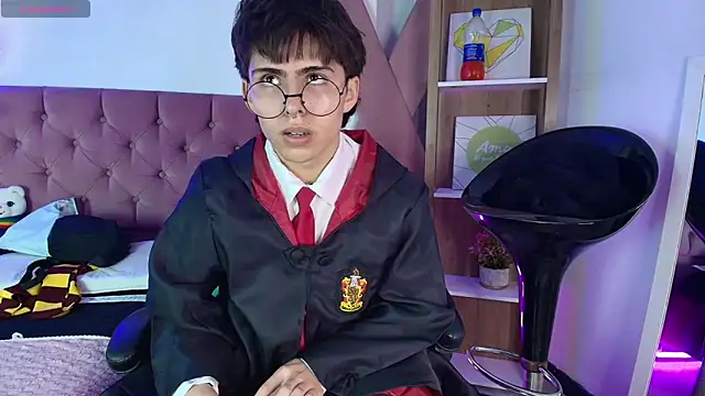 PepperTwink online show from October 18, 2025, 4:08 pm