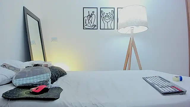 andrea cherryy online show from February 3, 2026, 11:48 am