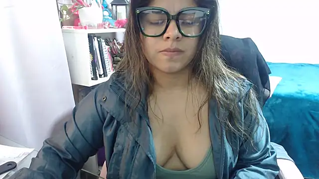 KatteAngelLat online show from December 1, 2025, 1:32 am