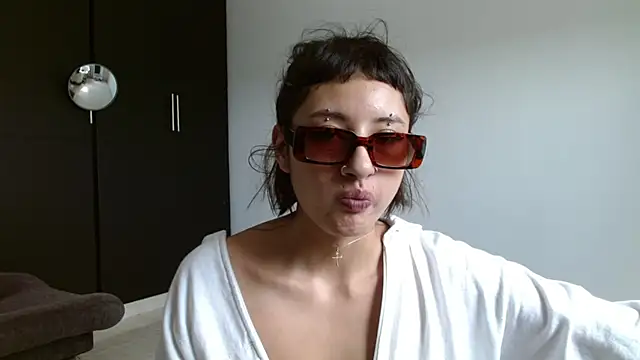 Snapshot of ggor4w33 chatting on February 5, 2025, 4:58 pm ggor4w33 online show from February 5, 2025, 4:58 pm