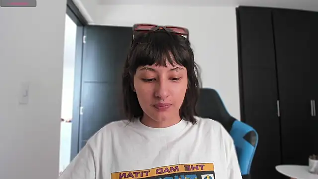 Snapshot of ggor4w33 chatting on September 18, 2025, 7:05 pm ggor4w33 online show from September 18, 2025, 7:05 pm