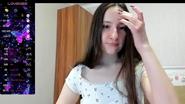 Snapshot of Cute__Nana chatting on January 19, 2026, 1:48 pm Cute Nana online show from January 19, 2026, 1:48 pm