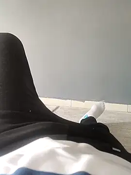 Snapshot of legolasleo chatting on October 9, 2025, 7:17 am legolasleo online show from October 9, 2025, 7:17 am