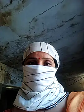 Snapshot of Sumann99 chatting on February 13, 2025, 4:11 am Sumann99 online show from February 13, 2025, 4:11 am