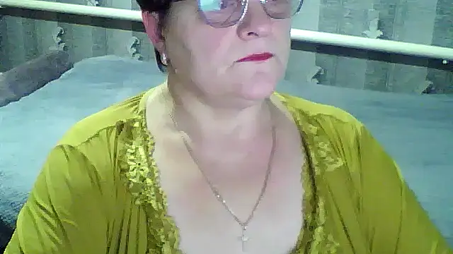 Snapshot of ElzaJewel chatting on November 13, 2025, 7:02 pm ElzaJewel online show from November 13, 2025, 7:02 pm