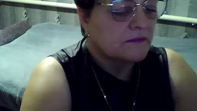Snapshot of ElzaJewel chatting on November 14, 2025, 7:12 pm ElzaJewel online show from November 14, 2025, 7:12 pm